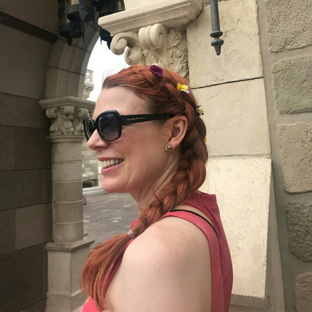 Meet your Posher, Michele